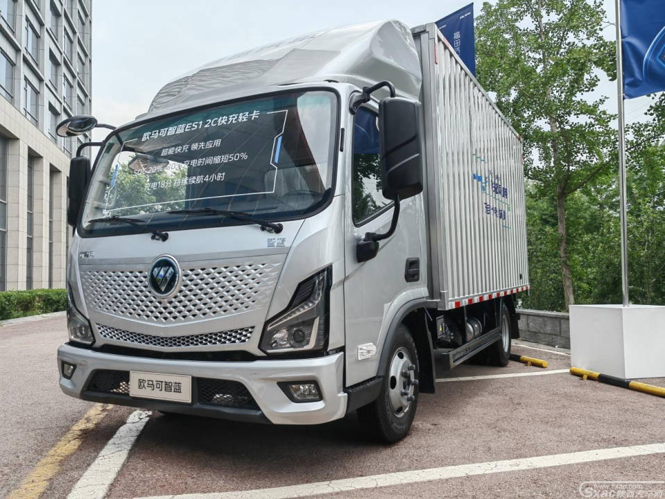 18分钟高效补能 欧马可智蓝发布行业首款&ldquo;2C超能快充&rdquo;100度纯电轻卡